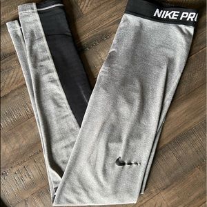 Nike leggings